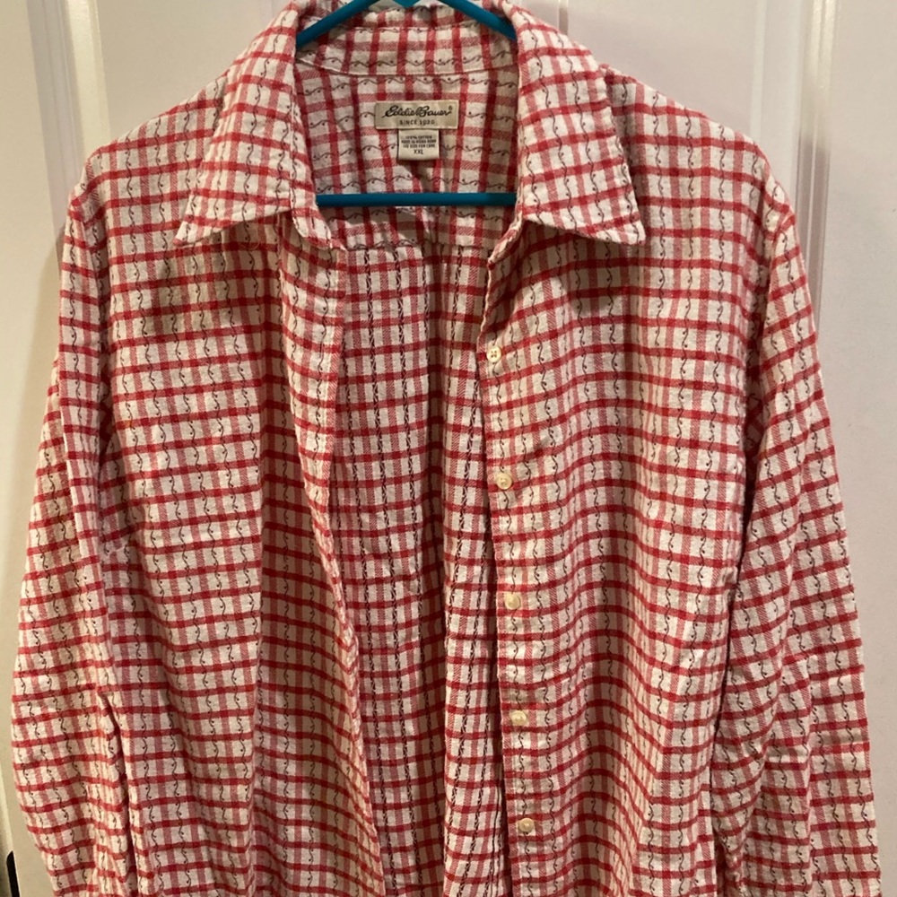 Ladies Eddie Bauer shirt